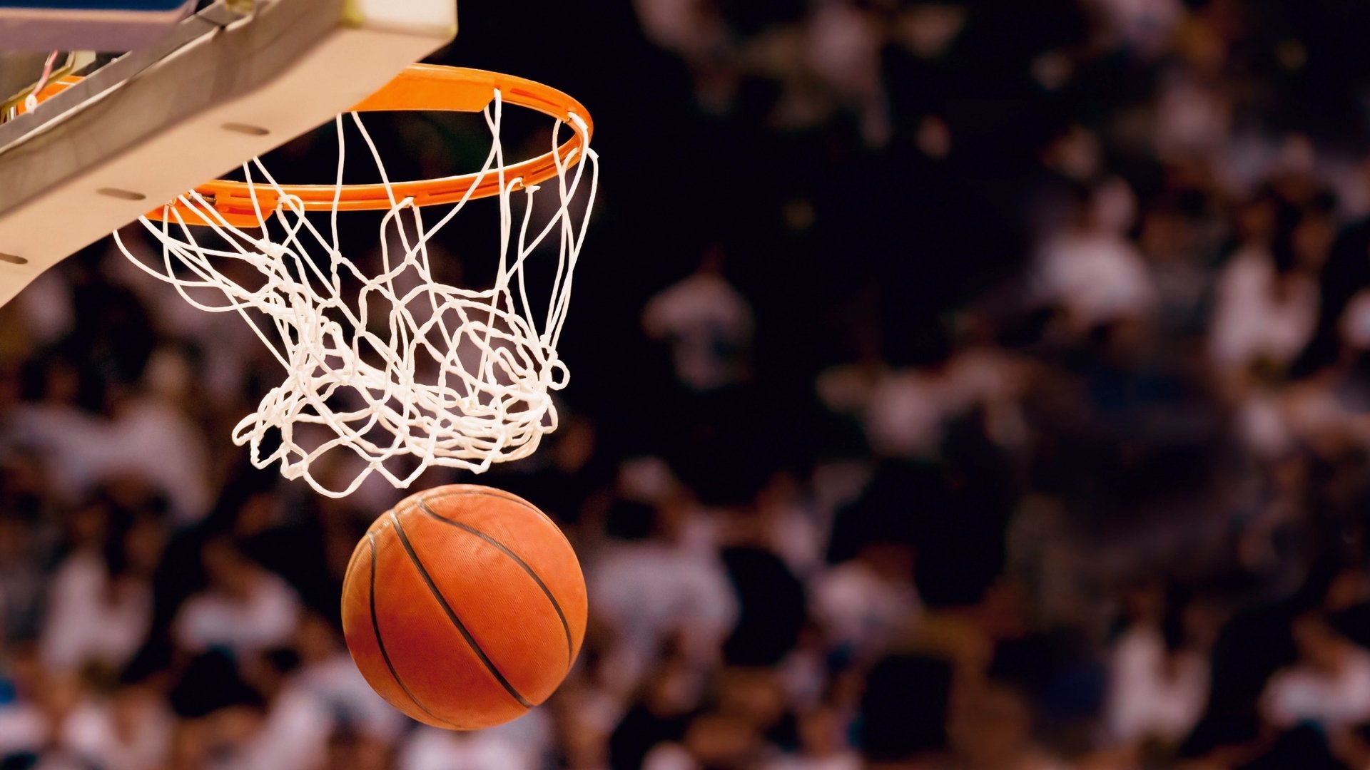 步行者对阵吉林队，武切维奇全场最佳无争议，他如何用脚步丈量胜利？